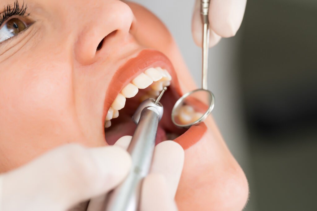 TERAPEUTICA DENTAL ANTONIO MARTINEZ CLINICA DENTAL